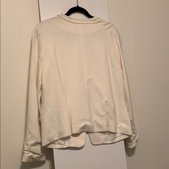 Cream blazer - Picture 2 of 2